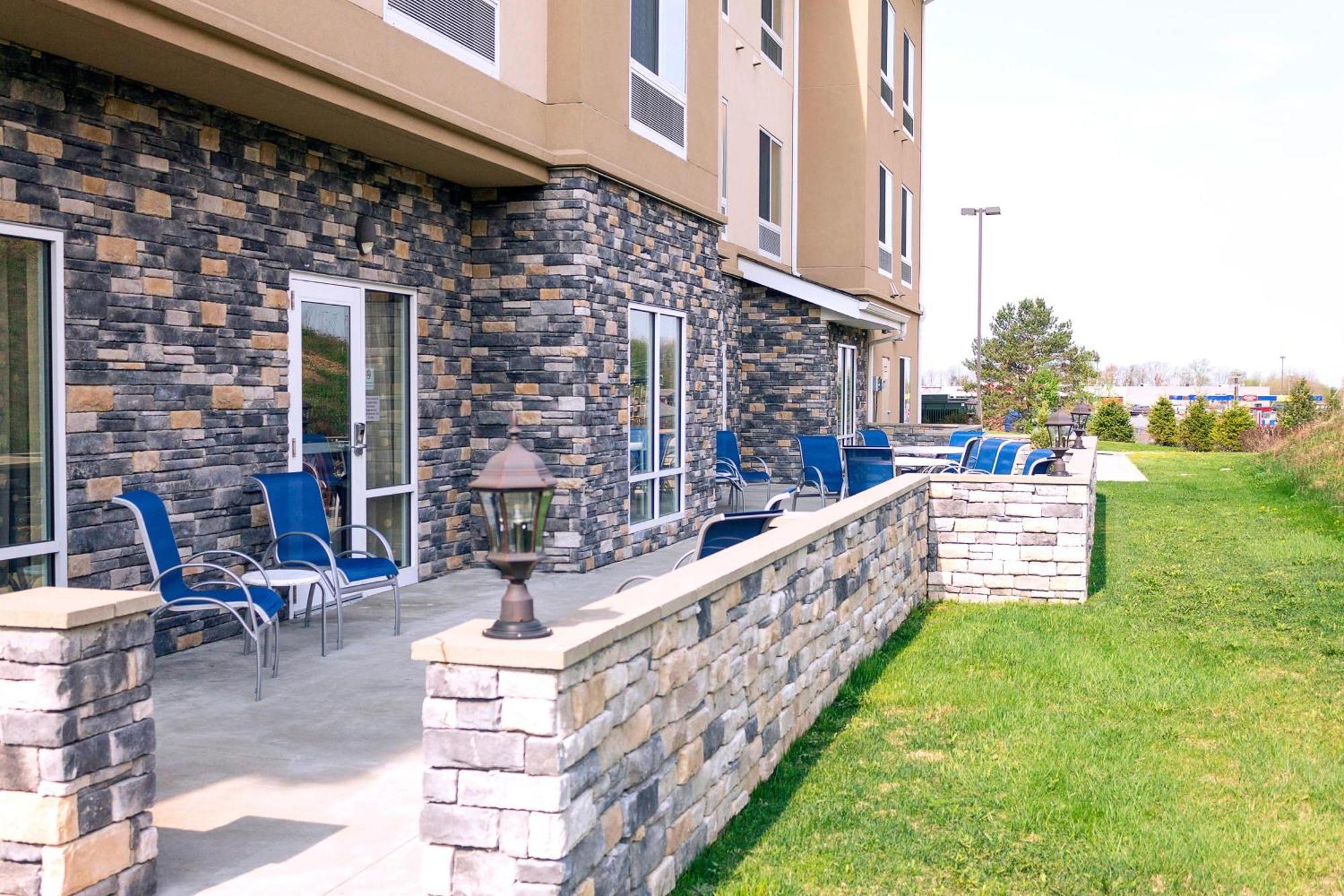 Fairfield Inn & Suites By Marriott Slippery Rock Exterior foto