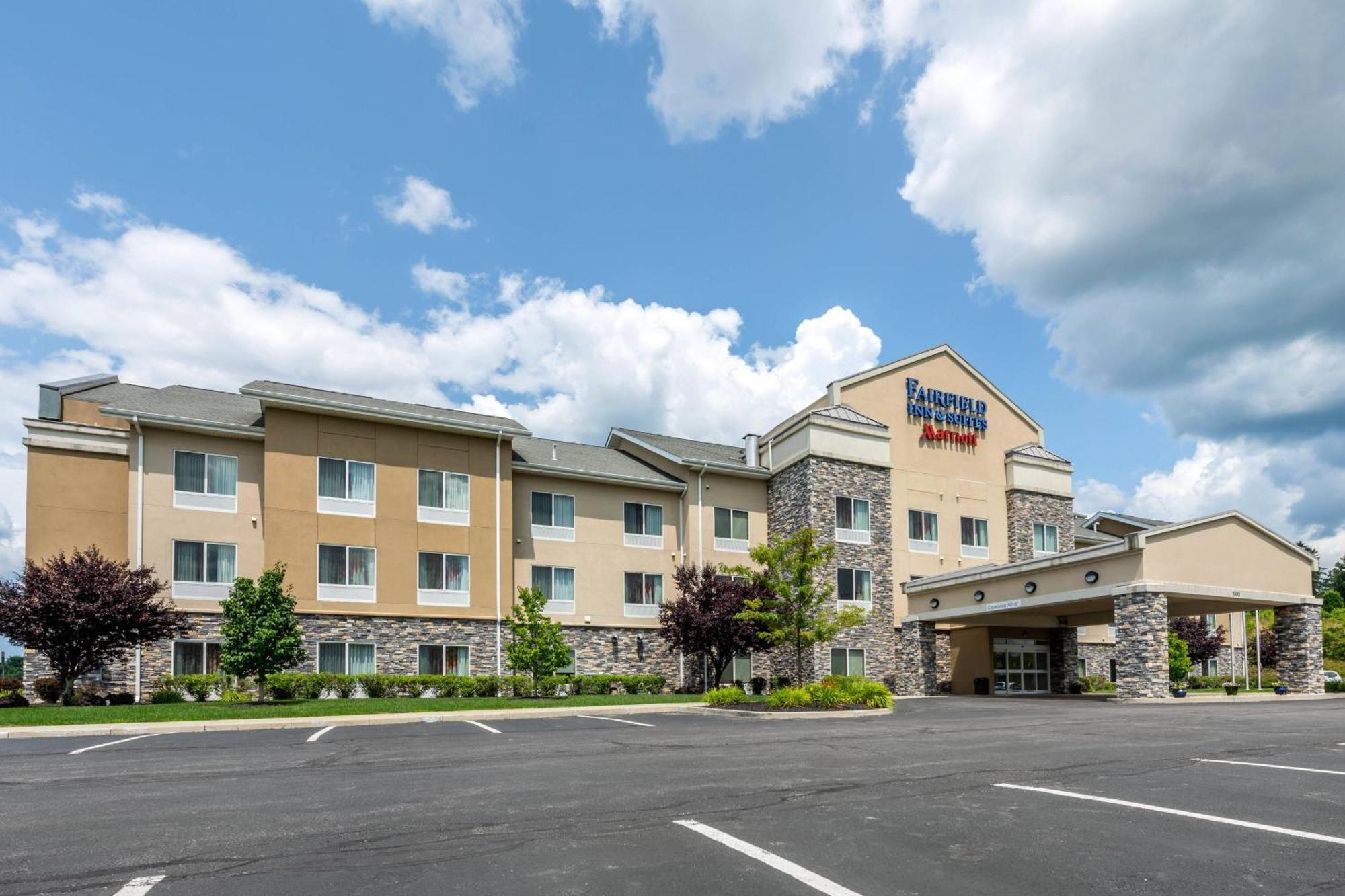 Fairfield Inn & Suites By Marriott Slippery Rock Exterior foto